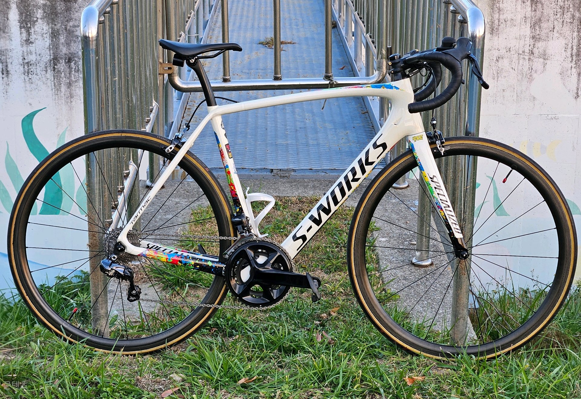Specialized Tarmac SL5 Mikael Kwiatowski World Champion Edition 로드 자전거 셋업 사진 2