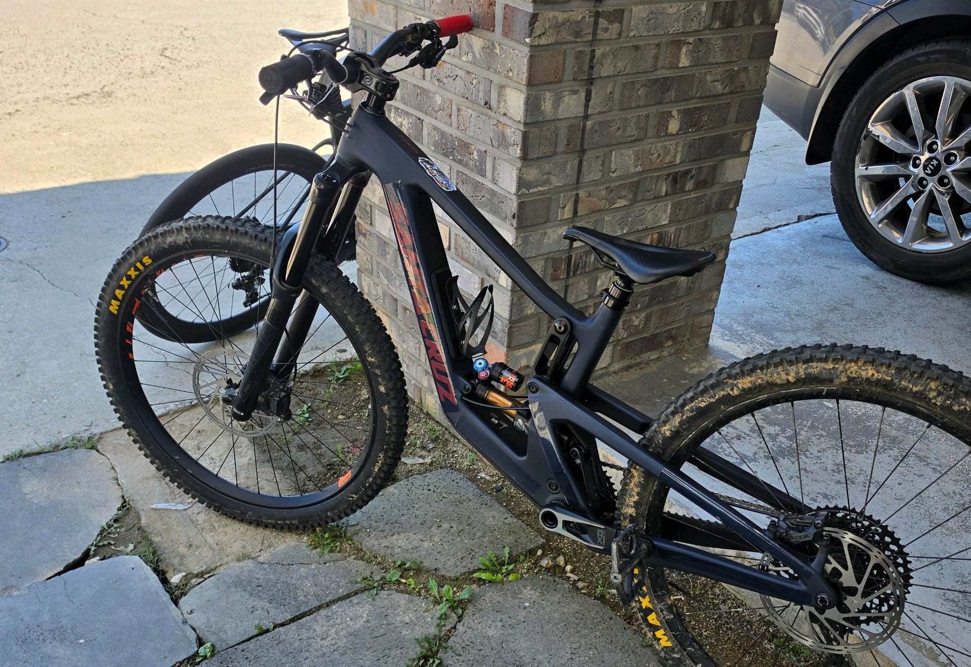 SANTA CRUZ Nomed6.0 자전거 셋업 사진 6