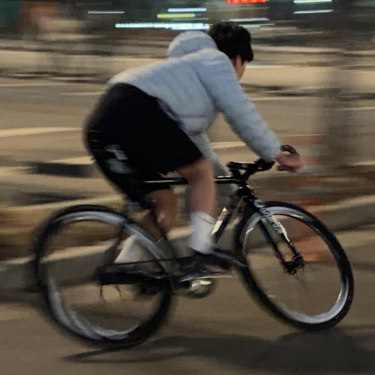 브레이크 있이 달리는 질주자