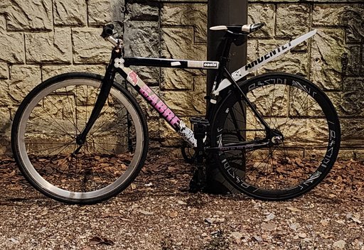 고물상 픽시 자전거 사진