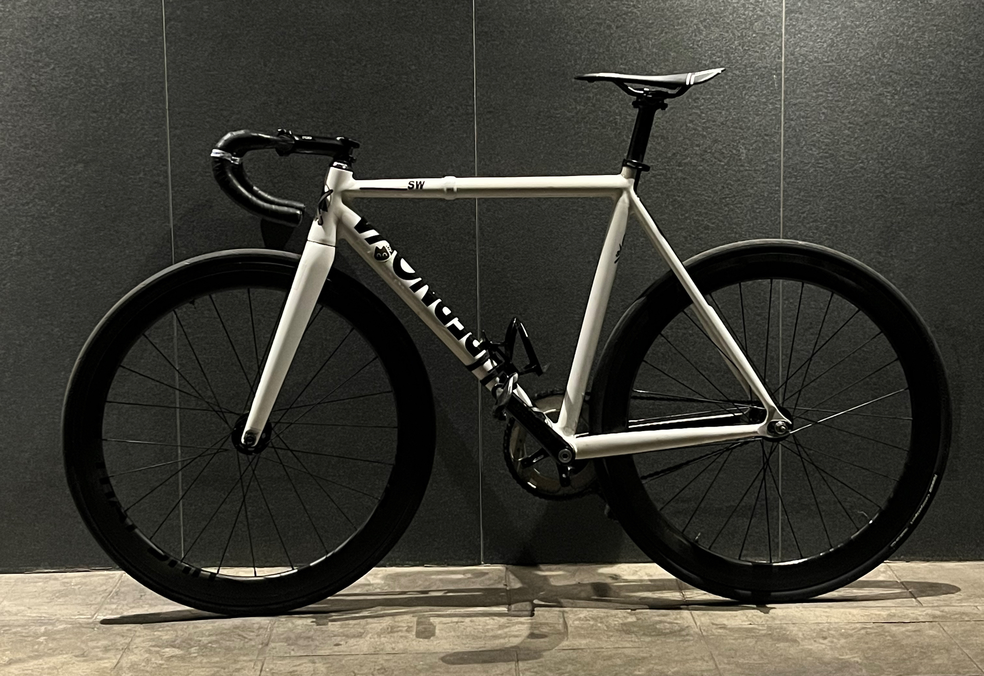 Supernova supernova pro 픽시 자전거 셋업 사진 1