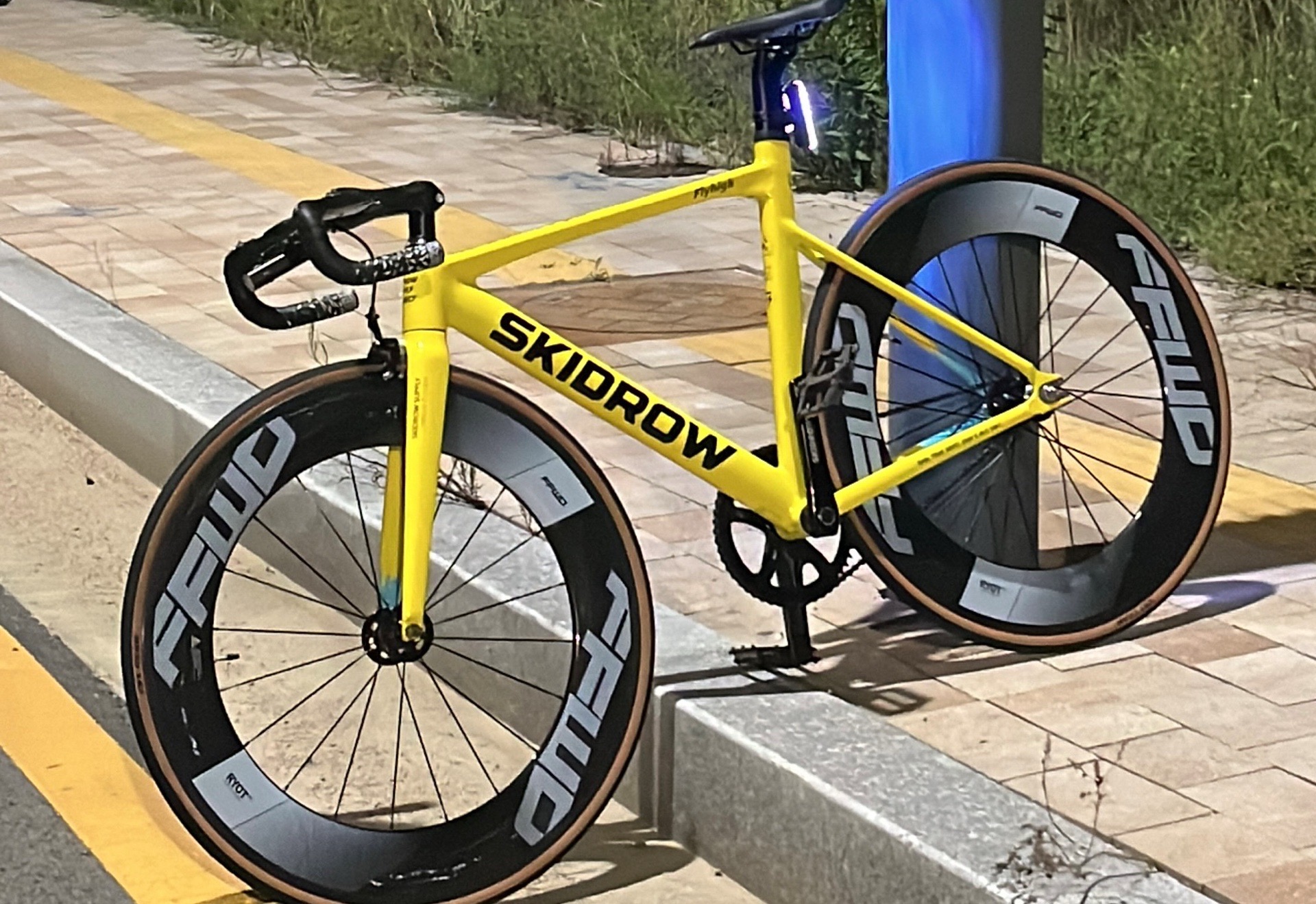 Skidrow Supply 스키드로우 서플라이 루트옐로우 픽시 자전거 셋업 사진 1