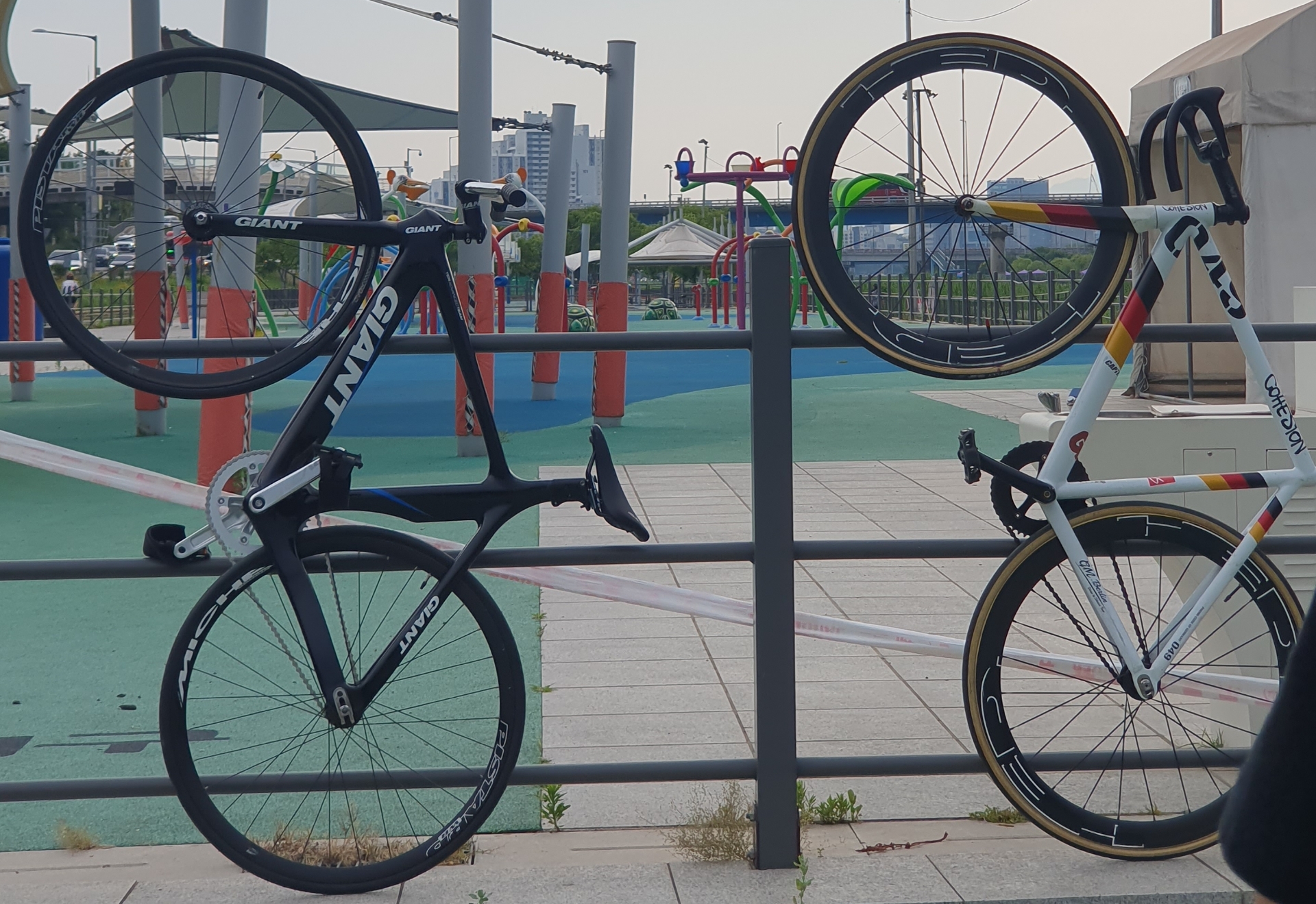 giant tcr advanced team 픽시 자전거 셋업 사진 4