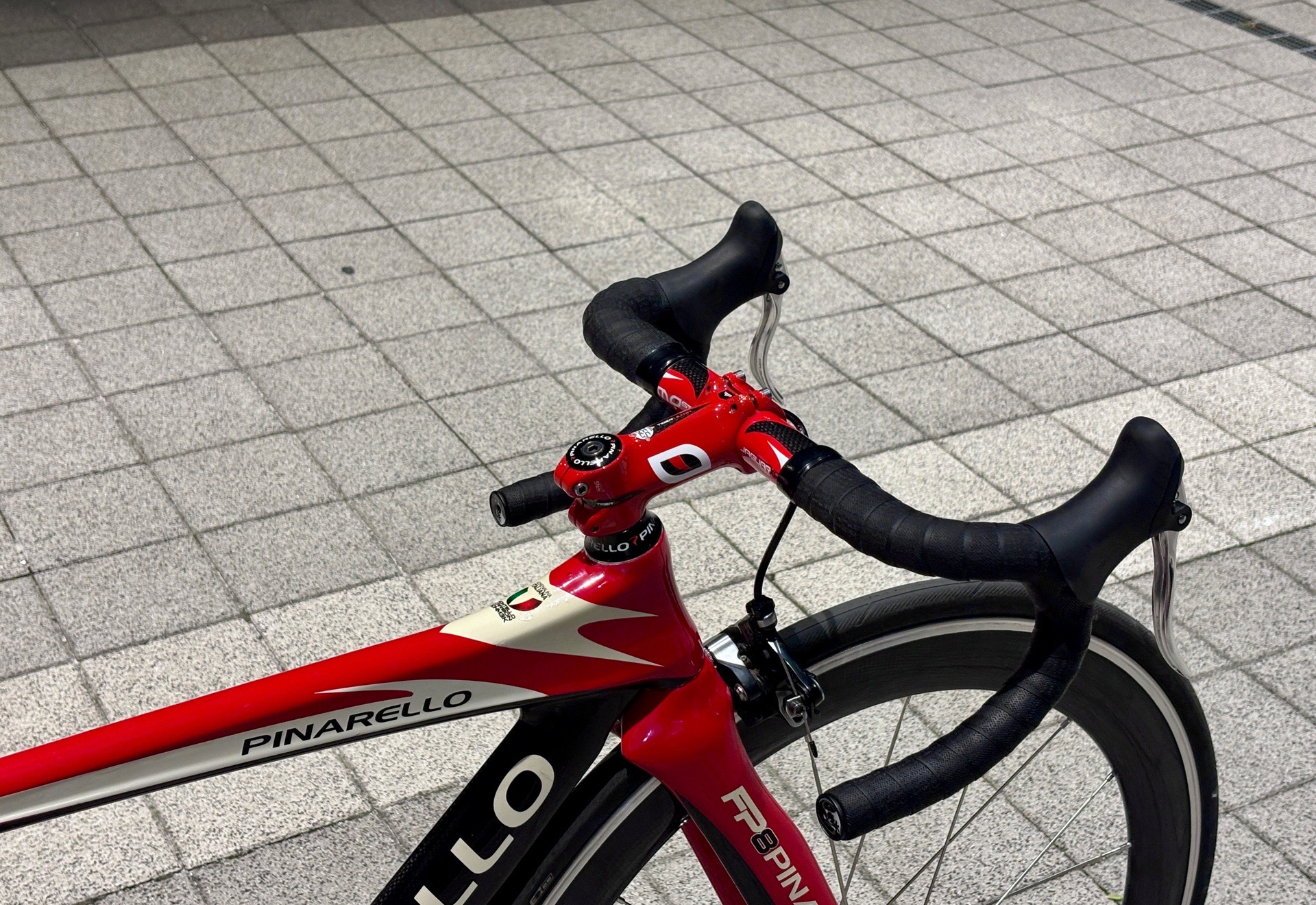 Pinarello Montellro 픽시 자전거 셋업 사진 4