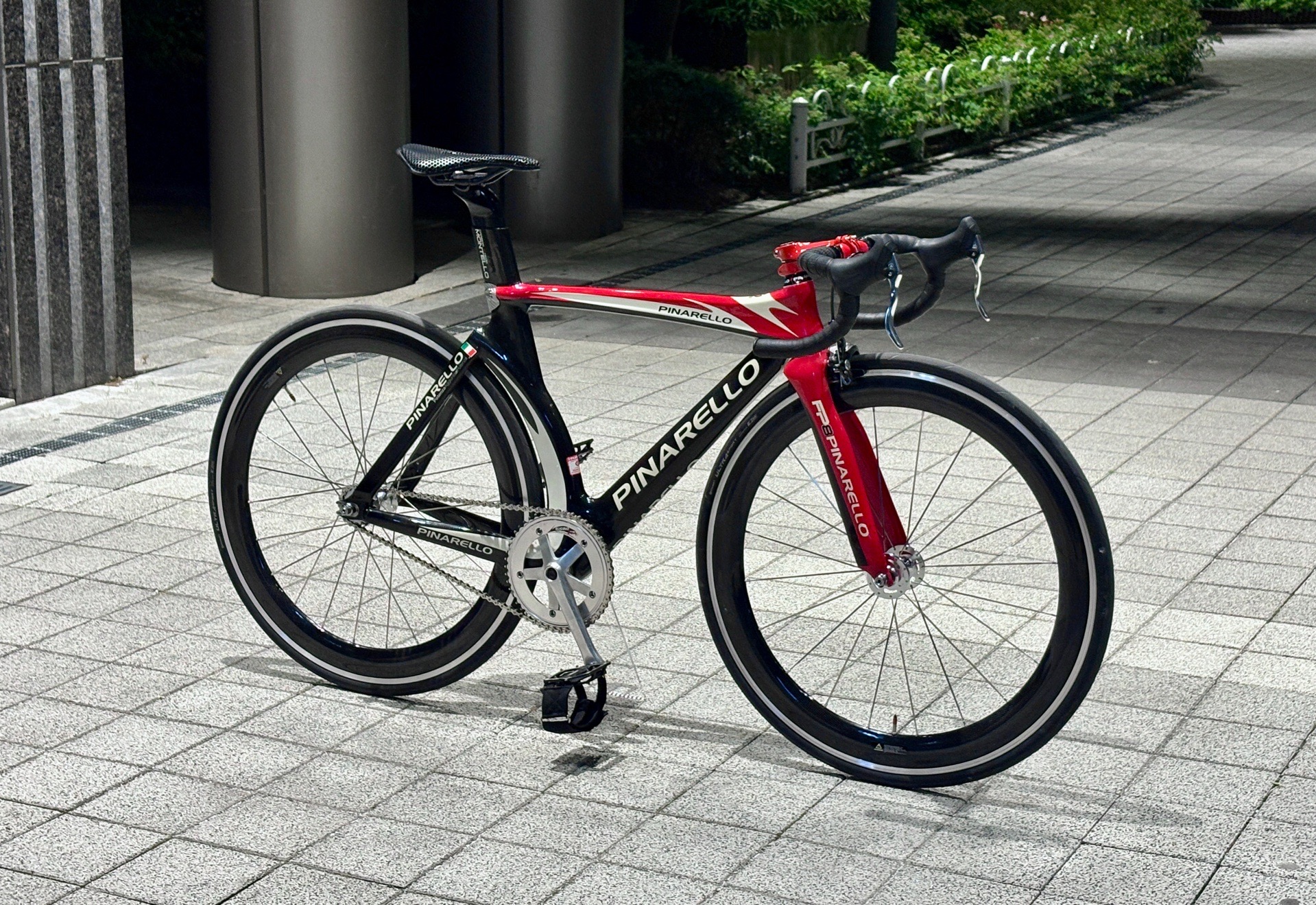 Pinarello Montellro 픽시 자전거 셋업 사진 2
