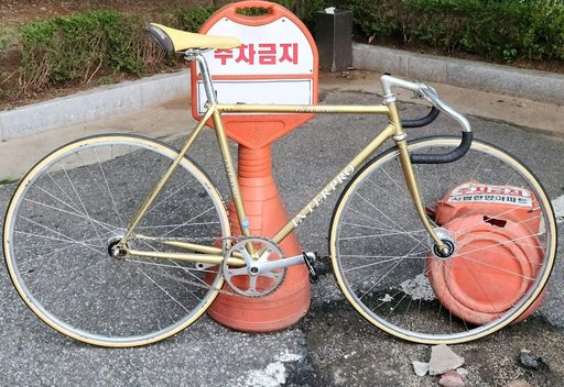 STEEL 픽시 자전거 사진